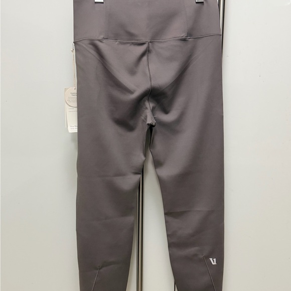 NWT VUORI Evolve Legging In SMOKE Size XL - Picture 9 of 9